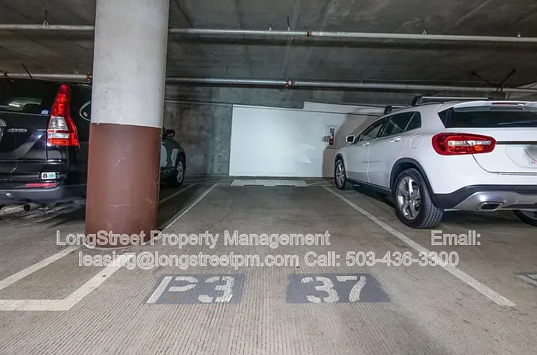 1926 W Burnside St #1217 — Photo 7