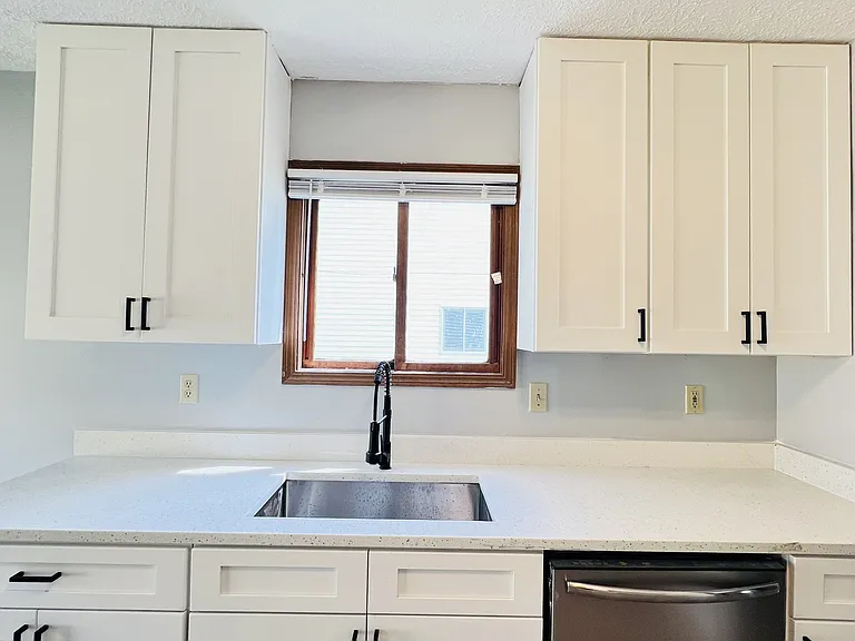 431 S Village Ct #1 — Photo 8