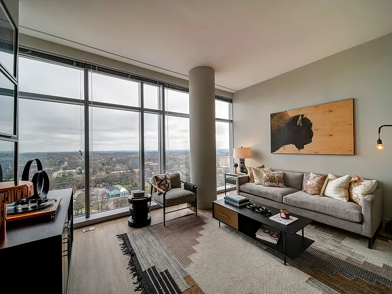 511 Faye — Photo 2