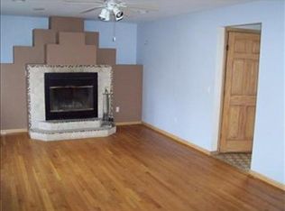 29 Barre Rd, Templeton, MA 01468