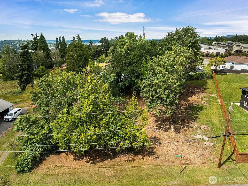2nd image of 0 SE 166th Street