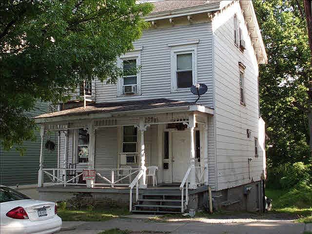 Building Photo 3