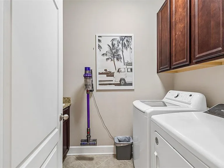 4123 Windcrest Dr — Photo 39
