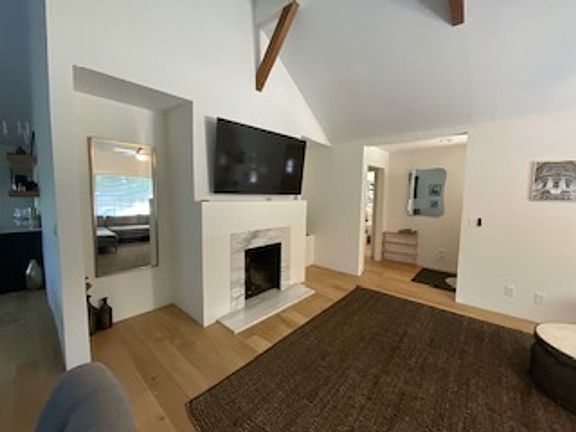 4th image of 123 Cleveirvine Ave