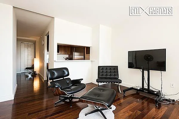 Rented by Citi Habitats | media 14