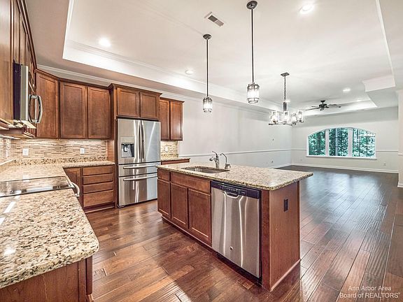 2nd image of 5594 Arbor Chase Dr #84