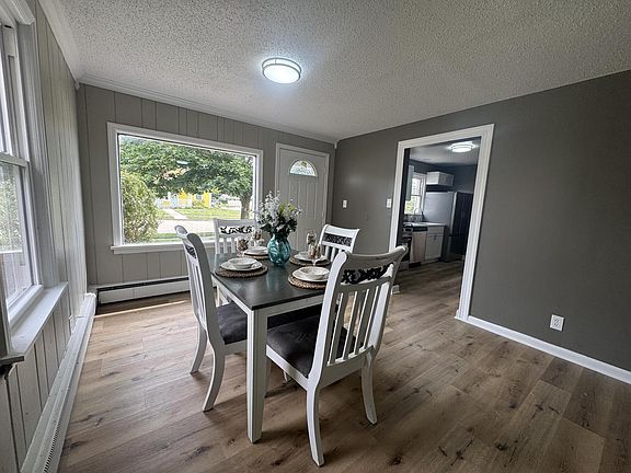 3rd image of 3526 17th AVENUE