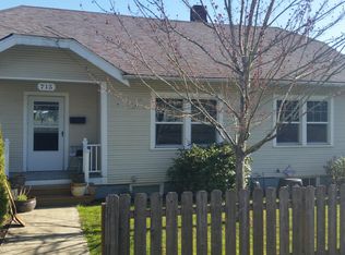 715 10th St, Oregon City, OR 97045