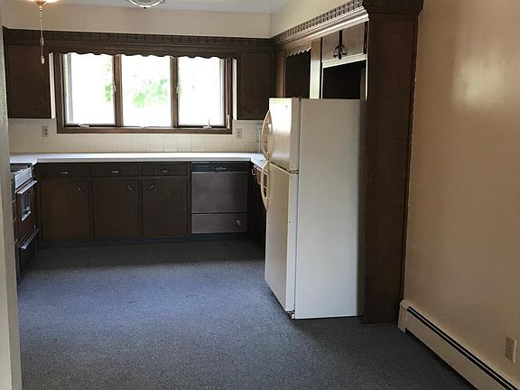 2nd image of 3105 24th St APT 4C