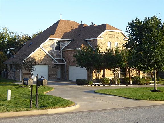 2nd image of 4005 Big Springs Dr