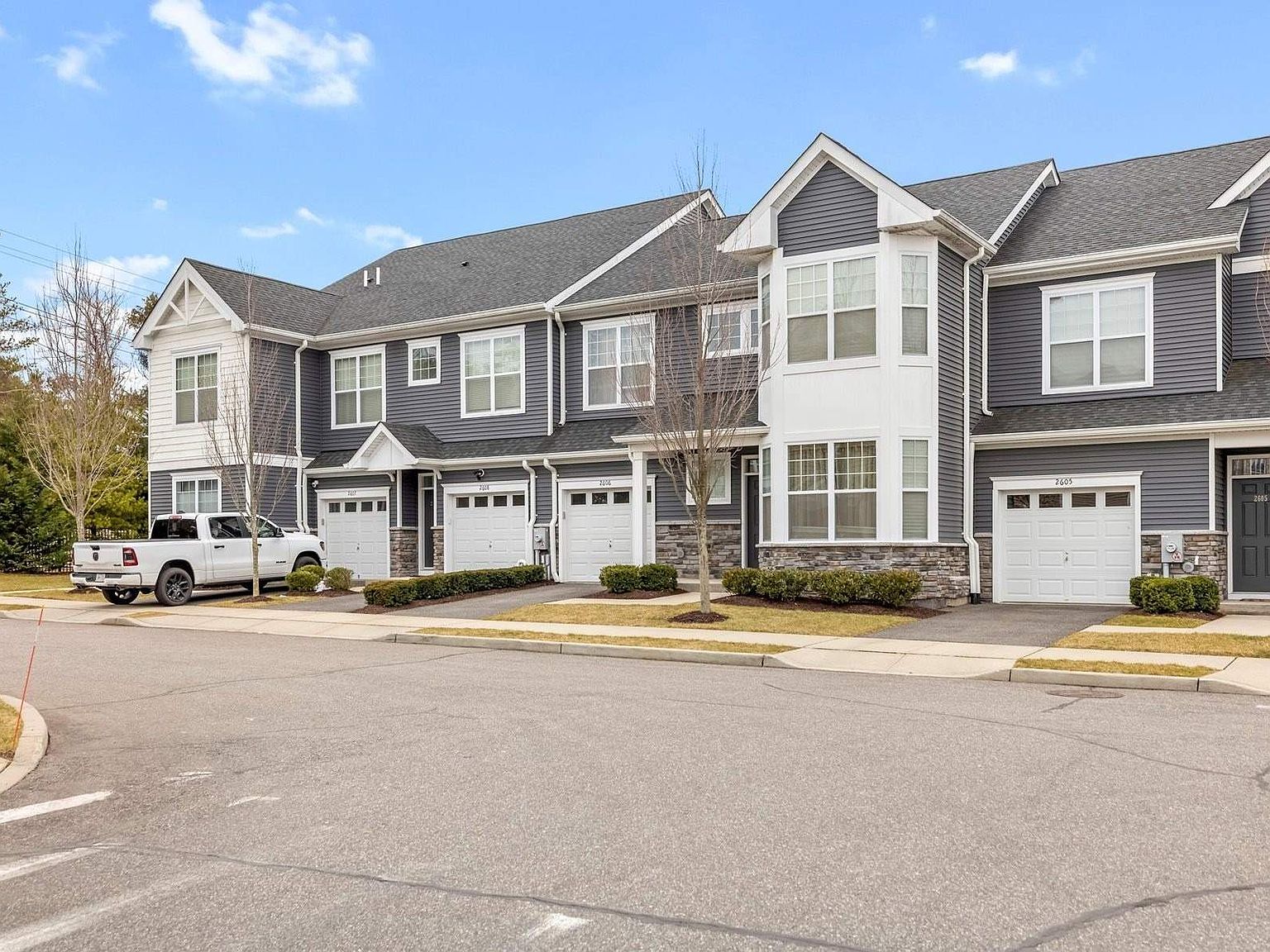 2608 Townhome Way UNIT 2608, Huntington Station, NY 11746 | Zillow