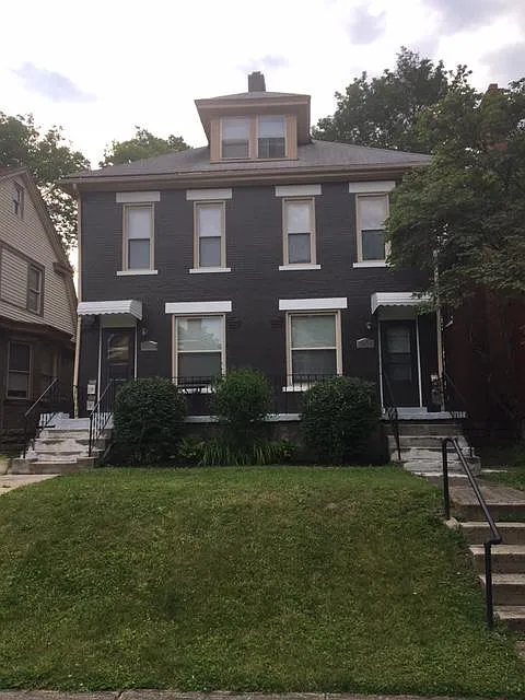 1498 Belmont Ave #B