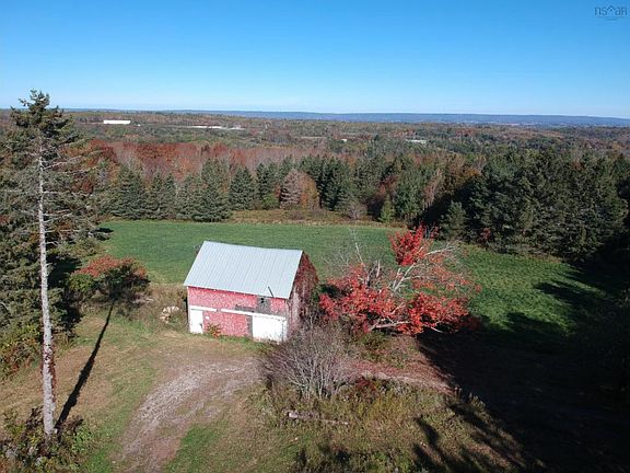 2nd image of 1615 Deep Hollow Rd