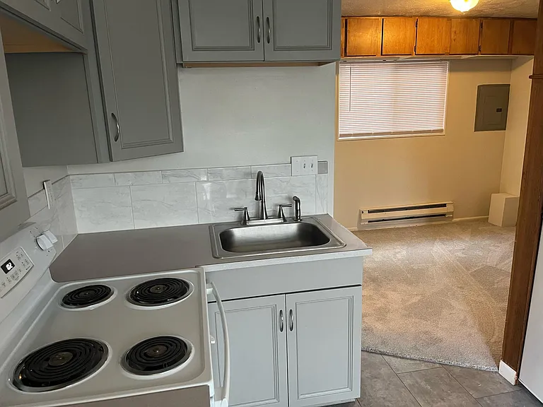 4700 Midvale Ave N #4702 — Photo 2
