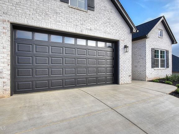 3rd image of 1548 Prospects Way