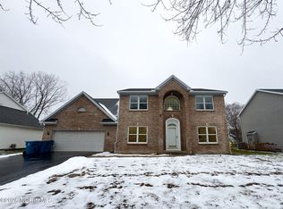 7659 Hickory Grove Rd, Sylvania, OH 43560