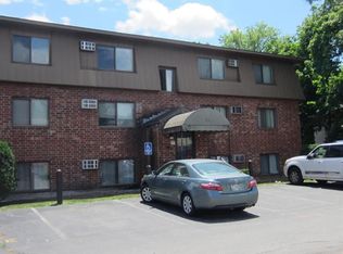 55 Log St APT 2C, Manchester, NH 03102