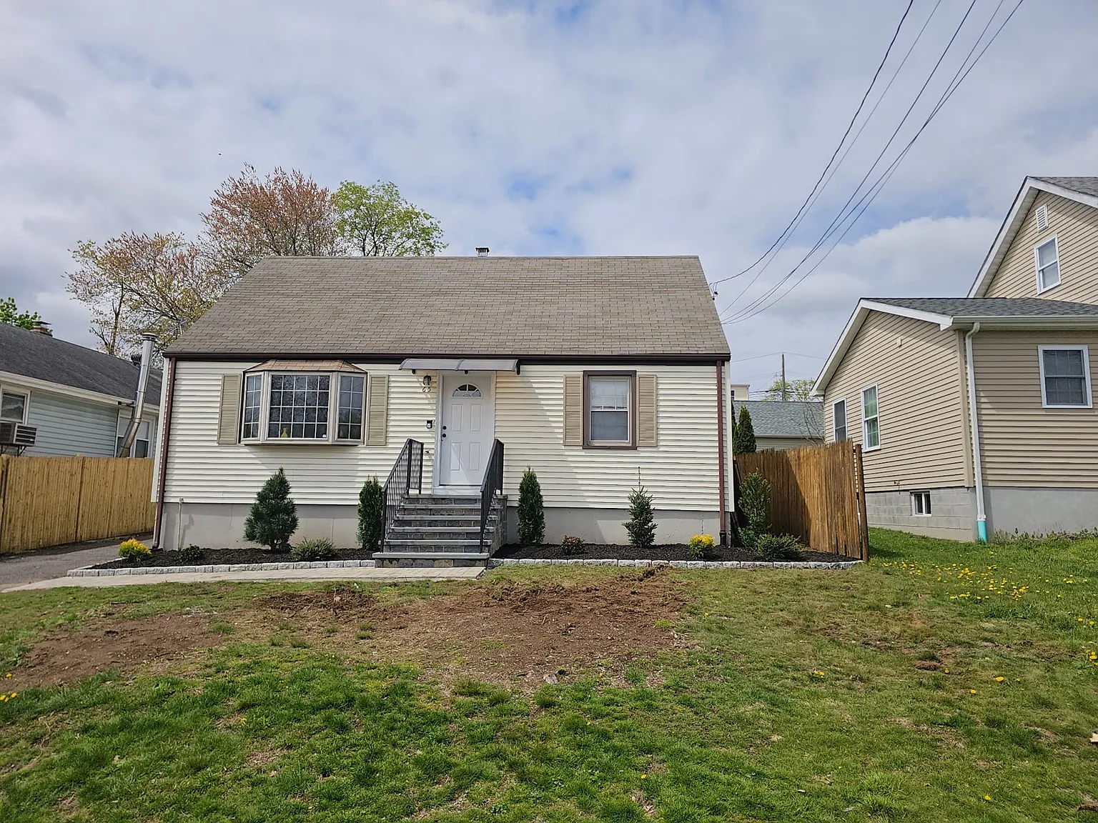 4 bed, 1750 sqft, $3,400 — Photo 1