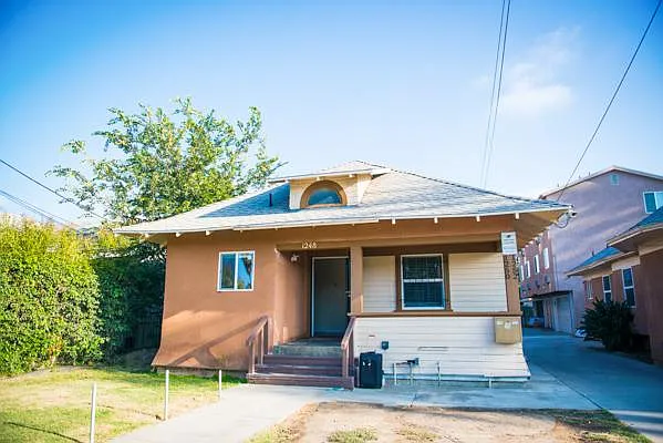1248 W 37th Dr — Photo 1