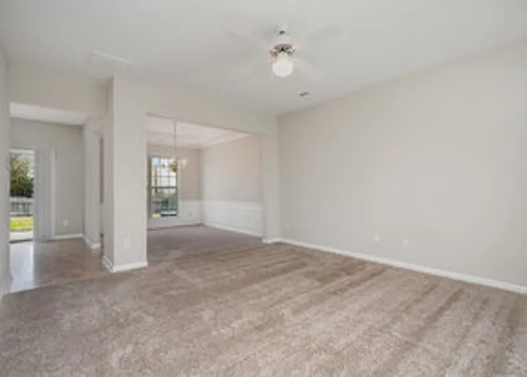 1231 Joannas Ct — Photo 5