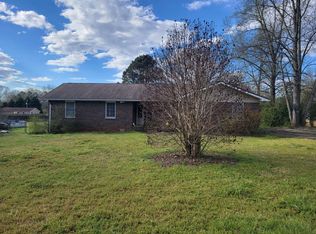125 Gregory Ct, Dallas, GA 30157