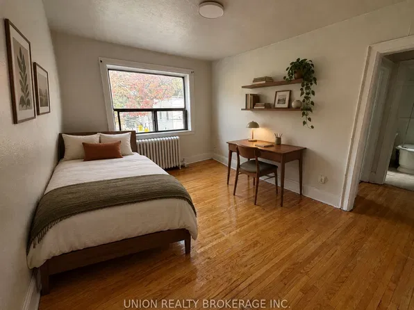 2451 Queen St E, Toronto, ON