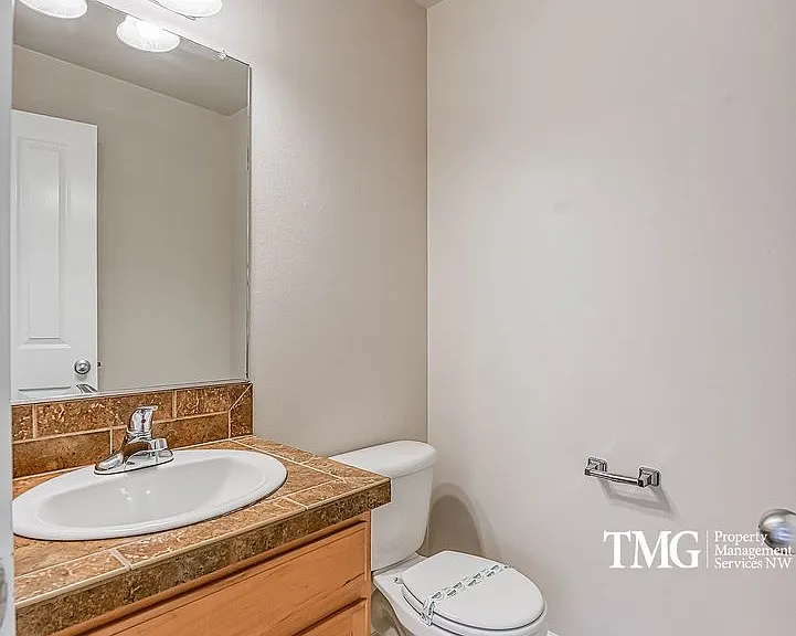 15075 SE Powell Blvd — Photo 15