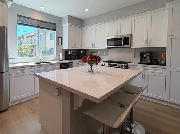 641 Savi Dr #104, Corona, CA 92878