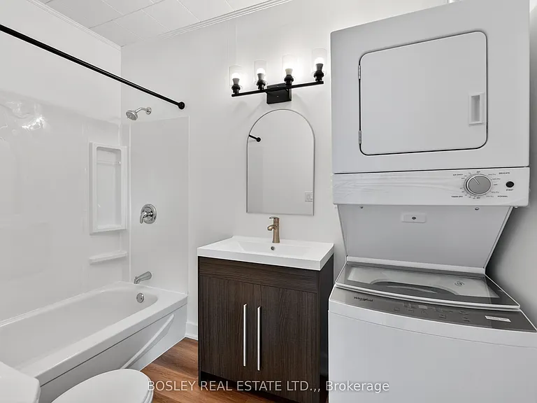 215 King St #1 — Photo 9