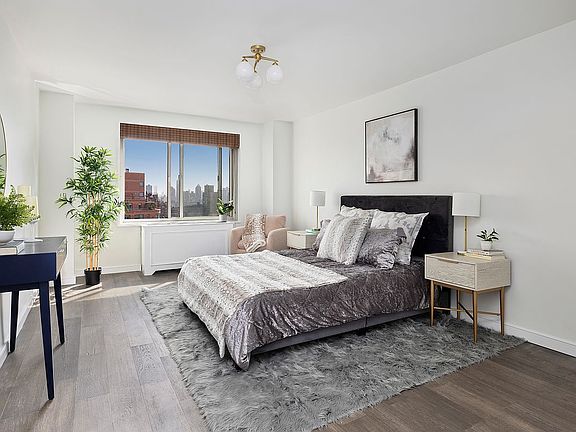 5th image of 201 W 70th St APT 26G