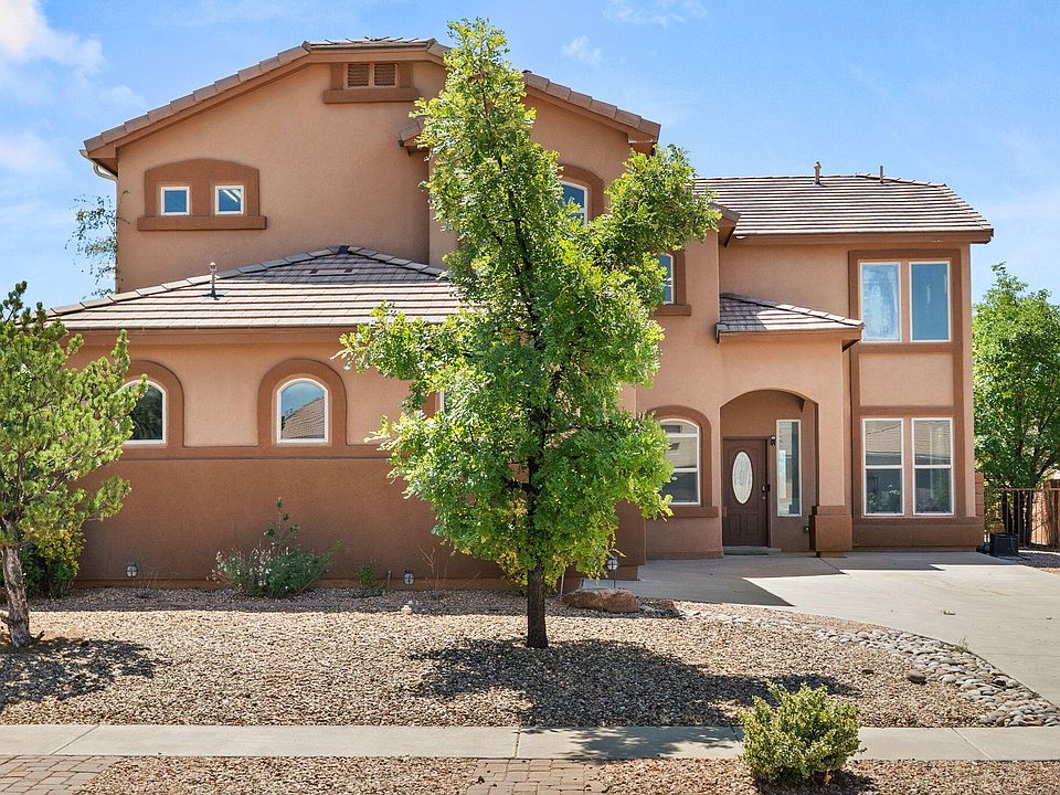 1st image of 2830 Cedro Ln SE