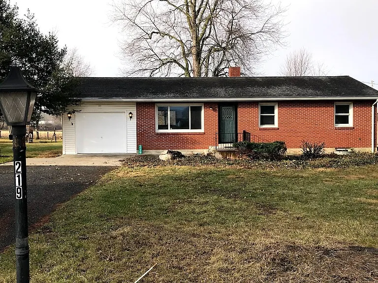 219 Hempt Rd — Photo 12