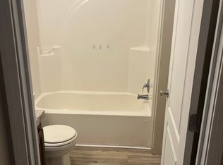 600 W 5th St, Clare, MI 48617