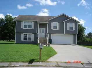 103 Trinity Cir, Harrisonville, MO 64701