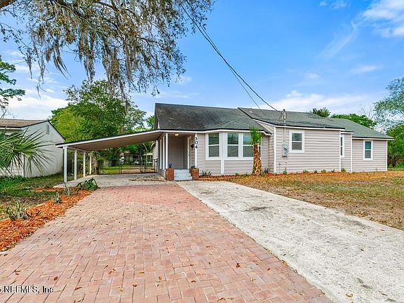 2nd image of 304 LAURINA Street