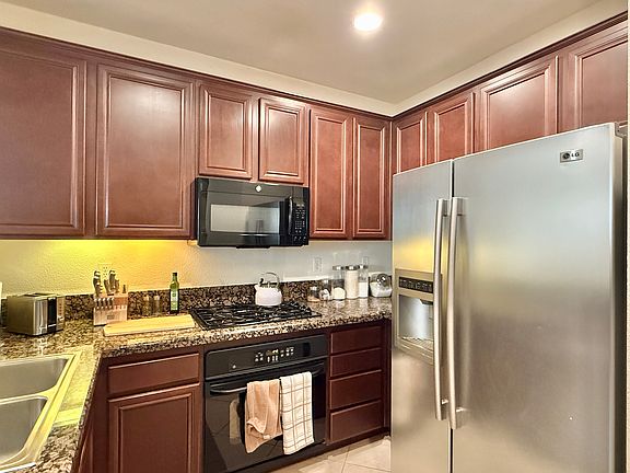 4th image of 10431 Shelborne St Unit 34