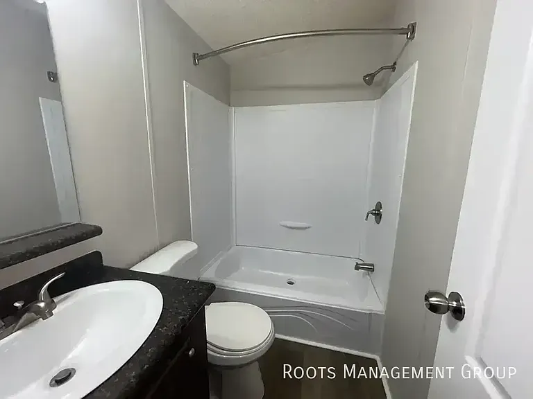 272 Emerson Bypass Rd #C34 — Photo 8