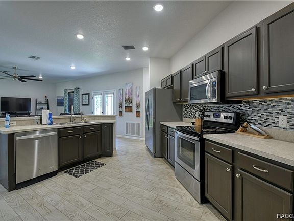 4th image of 10600 N Sunflower Point
