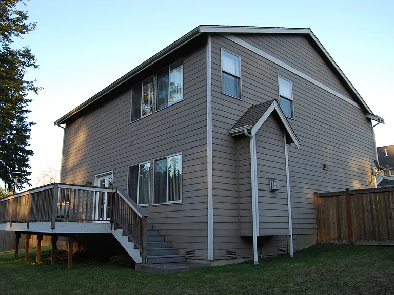 1847 Redwood Dr — Photo 4