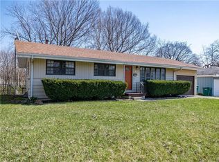 10 Colorado Dr, Decatur, IL