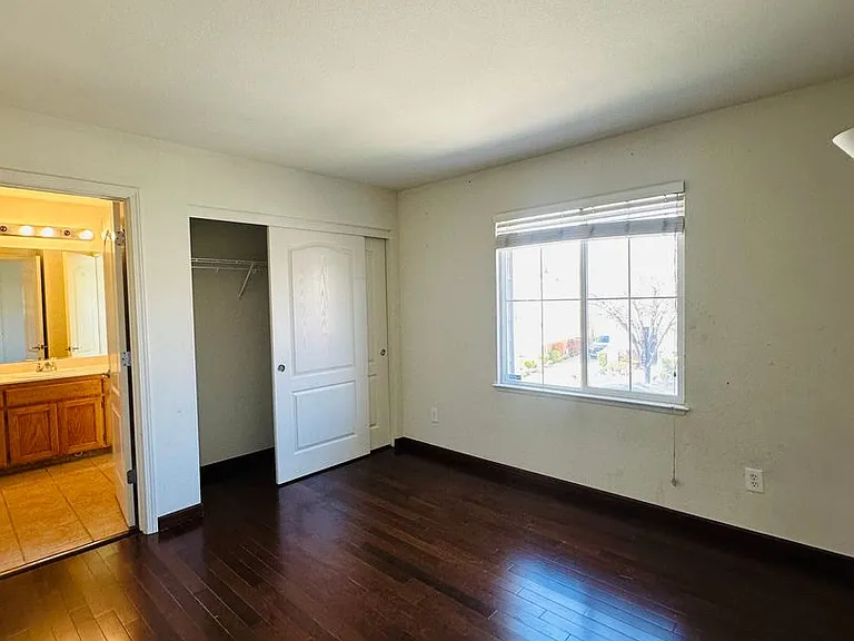 1009 Craftsman Dr — Photo 13