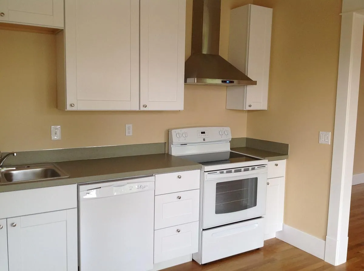 2 bed, 1000 sqft, $2,100 — Photo 4