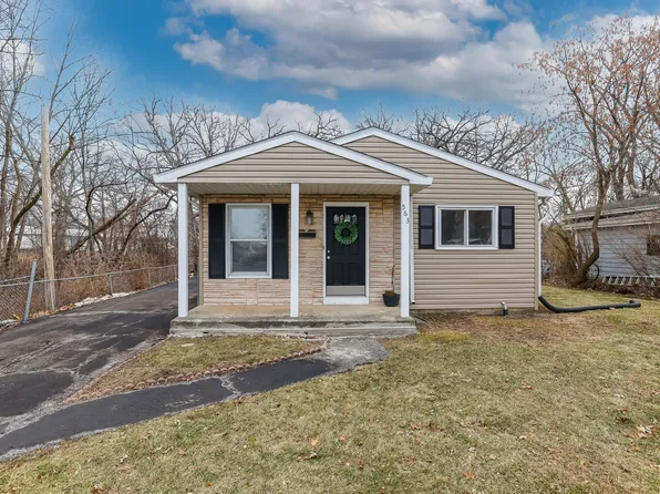 563 Hillcrest Ter, Round Lake Park, IL 60073