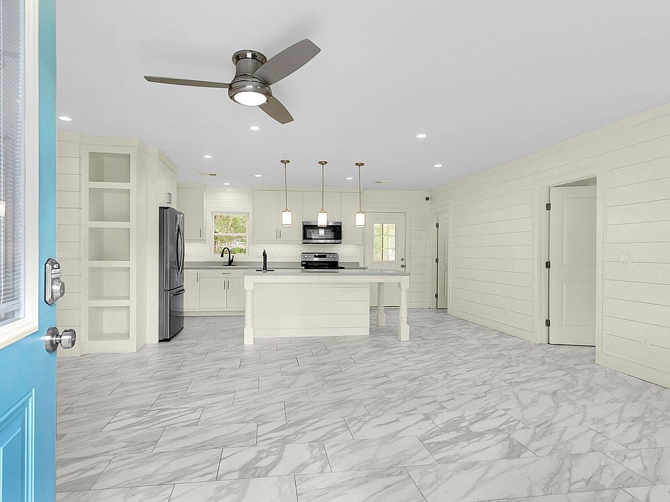 1st image of 113 Aldene Ave