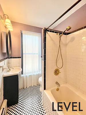 Rented by Level Group | media 15