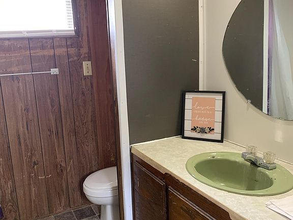 5th image of 2490 E Main St #20