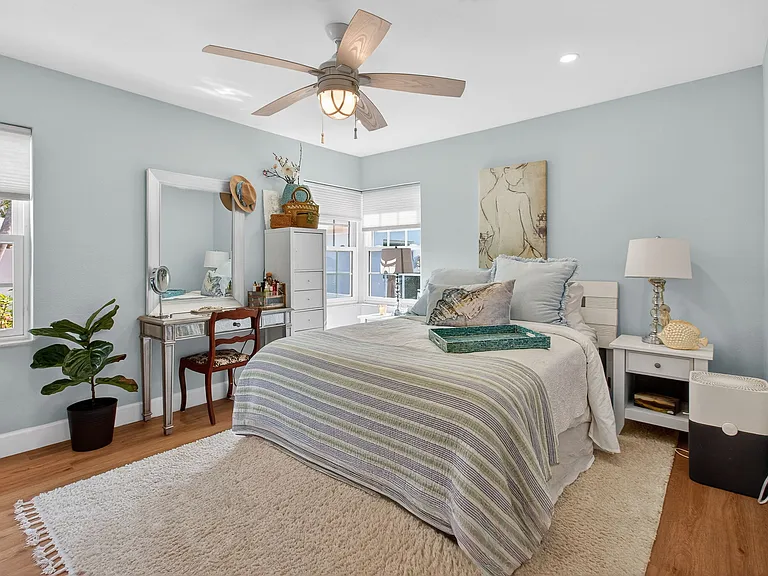 741 Lantana Ave — Photo 16