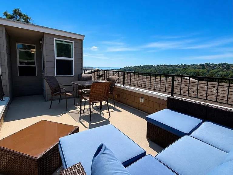 1410 W Raye St — Photo 15