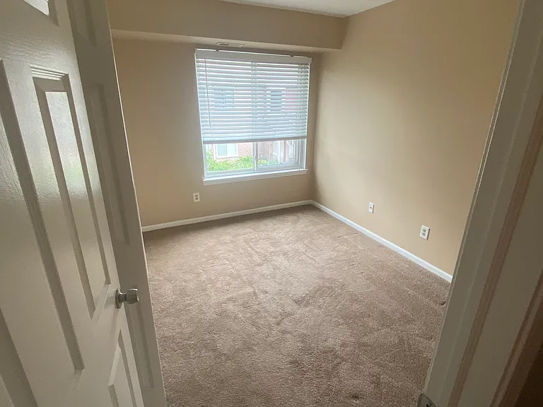 506 Sunset Ln — Photo 10