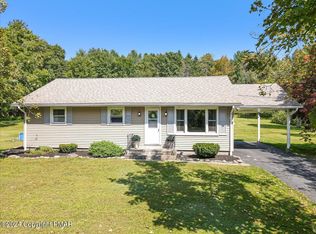 5676 Paradise Valley Rd, Cresco, PA 18326